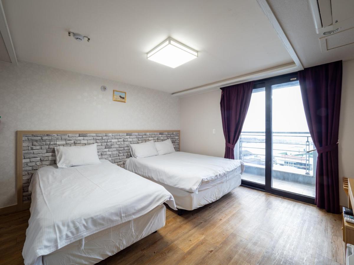 Jeju Moseulpo Hotel Σεογκουίπο Εξωτερικό φωτογραφία