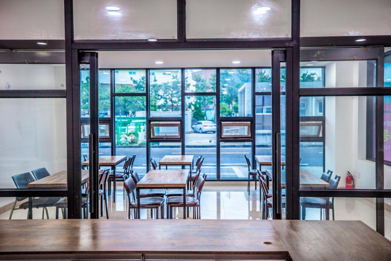 Jeju Moseulpo Hotel Σεογκουίπο Εξωτερικό φωτογραφία