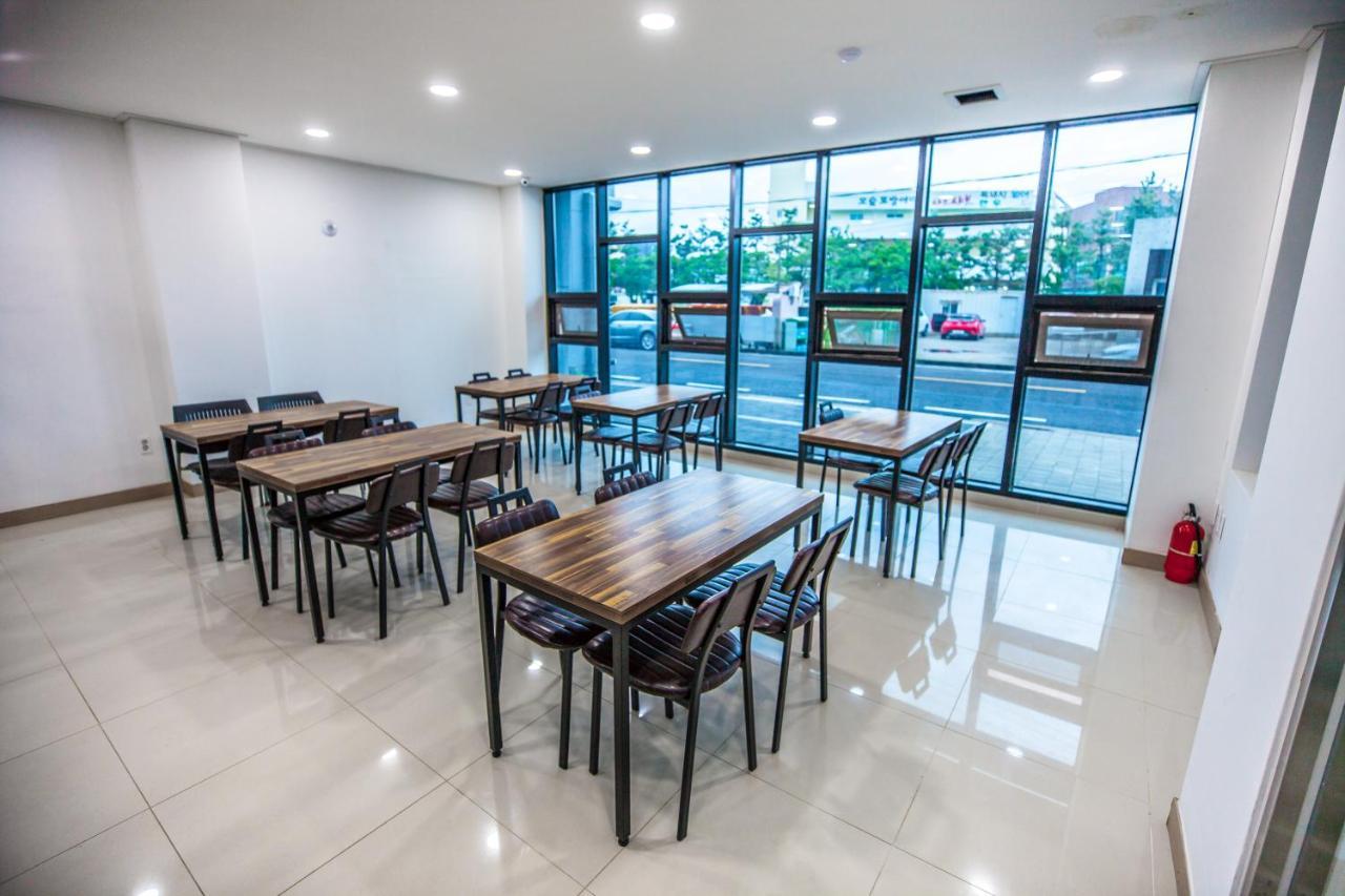 Jeju Moseulpo Hotel Σεογκουίπο Εξωτερικό φωτογραφία